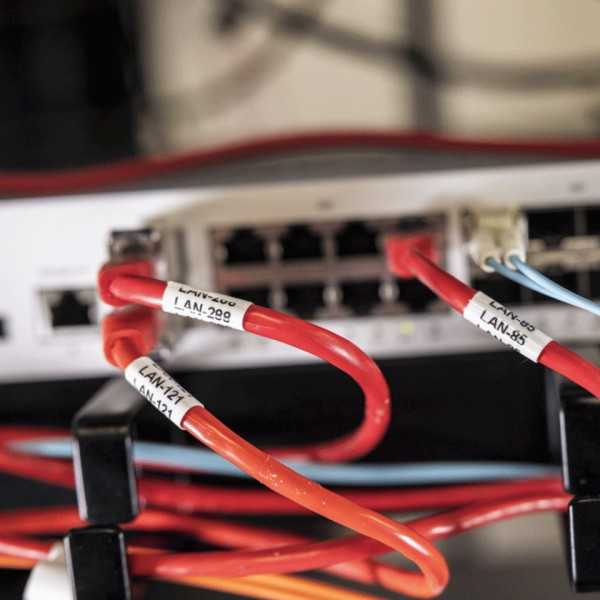 Brother PT-E310BTVP label printer