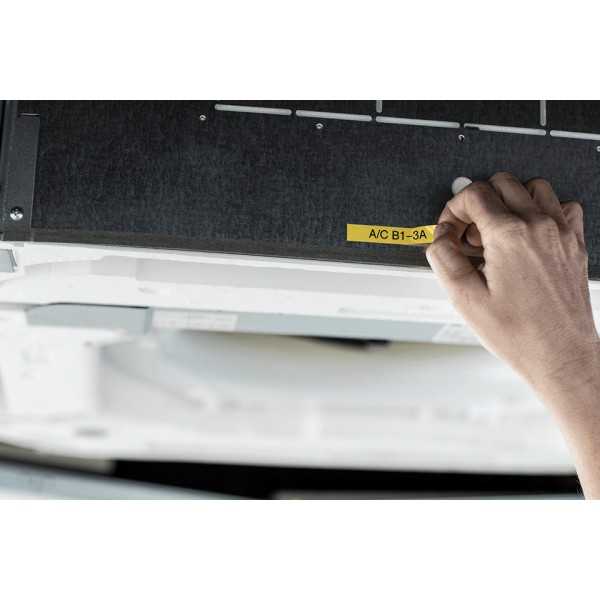 Brother PTE110VPYP1 etikettitulostin 180 x 180 DPI 20 mm/s TZe QWERTY